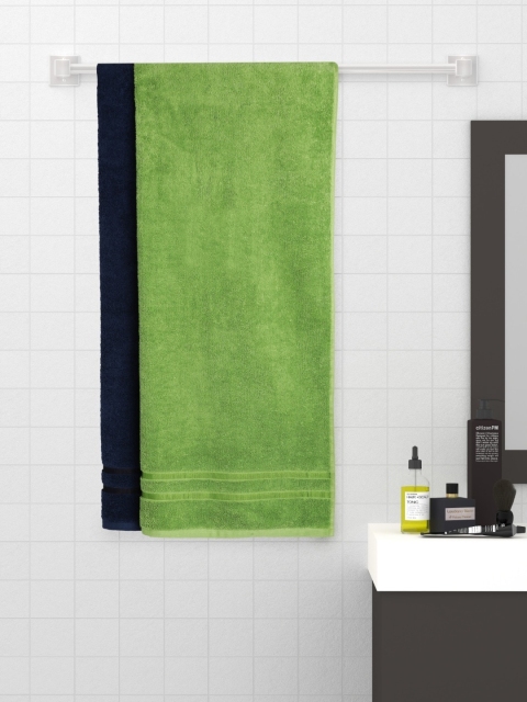 

SPACES Pack Of 2 Solid Cotton Bath Towels, Green