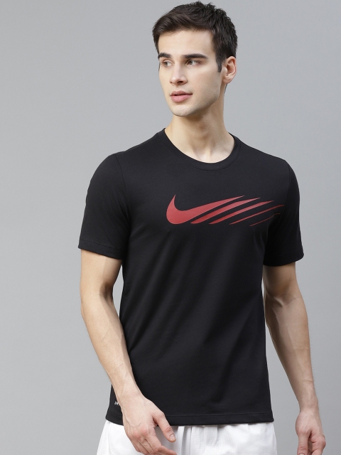 

Nike Men Black Brand Logo Printed T-shirt