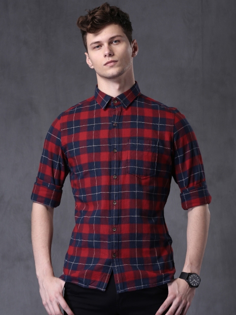 

WROGN Men Red & Navy Slim Fit Checked Casual Shirt