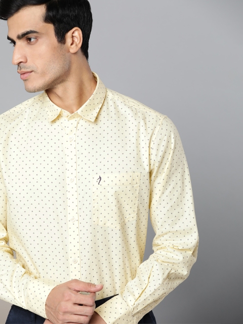 

Indian Terrain Men Yellow & Navy Blue Cotton Slim Fit Opaque Printed Formal Shirt