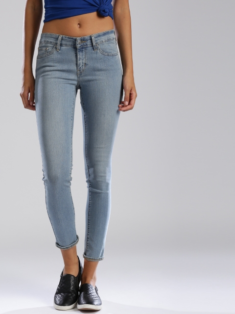 

Levis Blue Skinny Fit Jeans 711