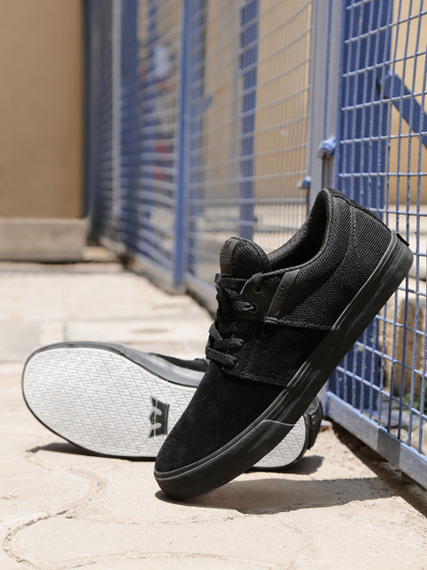 

Supra Men Black Solid Sneakers