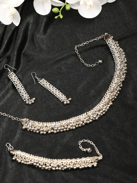 

Priyaasi Oxidised Silver-Plated Handcrafted Jewellery