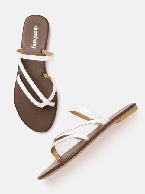 

DressBerry Women Silver-Toned Open Toe Flats