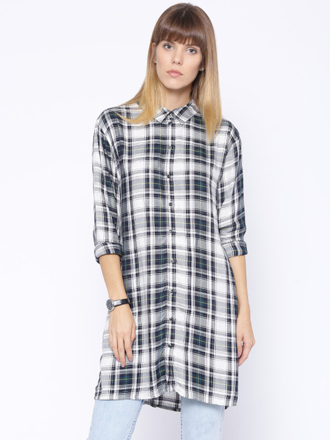 

ONLY Off-White & Navy Checked Shirt