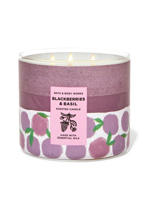 

Bath & Body Works Blackberries & Basil 3-Wick Scented Candle 411 g, Purple
