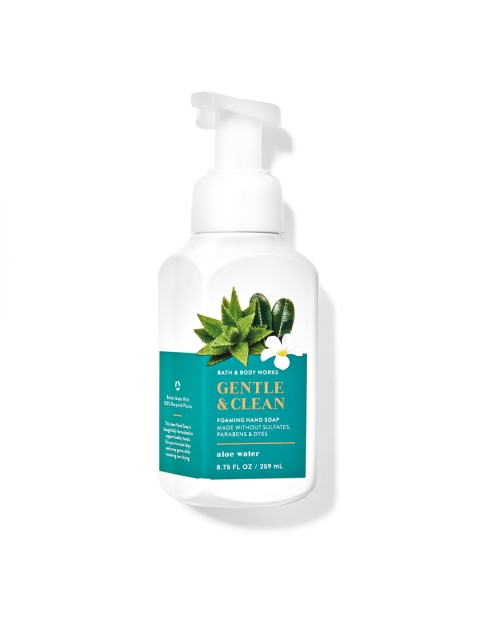 

Bath & Body Works Aloe Water Gentle & Clean Foaming Hand Soap 259 ml, White