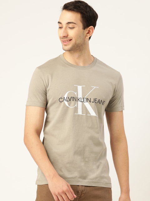 

Calvin Klein Jeans Men Beige Brand Logo Printed T-shirt