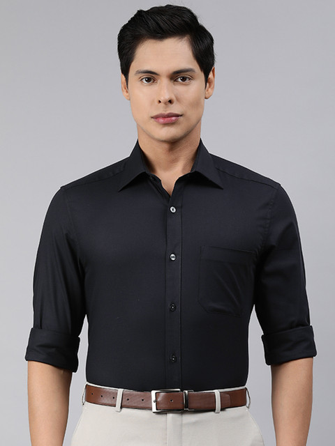 

Louis Philippe Men Black Solid Classic Fit Premium Cotton Formal Shirt