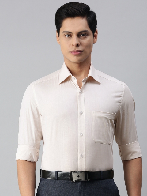 

Louis Philippe Men Cream Solid Classic Fit Casual Shirt