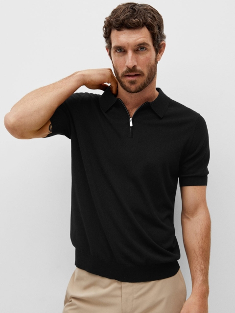 

MANGO MAN Black Solid Polo Collar T-shirt