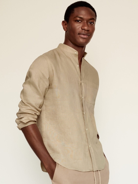 

MANGO MAN Beige Linen Slim Fit Solid Casual Shirt