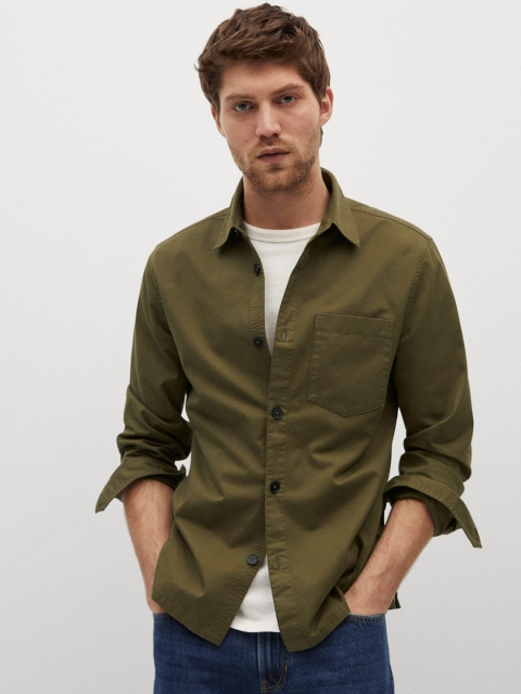 

MANGO MAN Olive Green Cotton Regular Fit Solid Casual Shirt