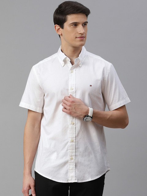 

Tommy Hilfiger Men White Solid Pure Cotton Casual Shirt