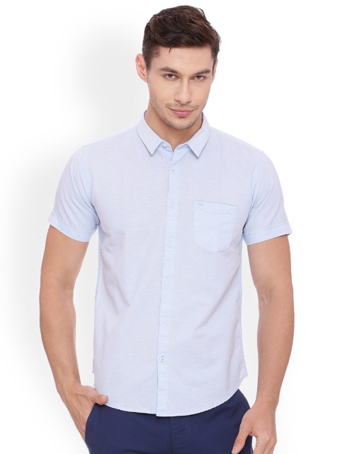 

Basics Men Blue Slim Fit Solid Casual Shirt