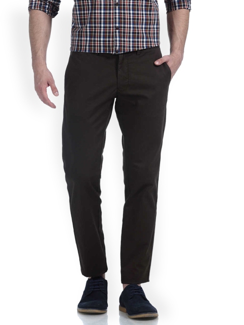 

Basics Tapered Fit Green Chino
