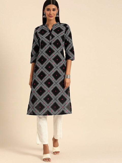 

Anouk Women Black & White Quirky Printed Quirky Kurta