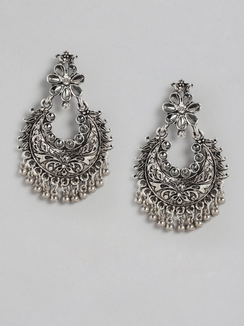 

Anouk Oxidised Silver-Plated Stone Studded Crescent Shaped Chandbalis