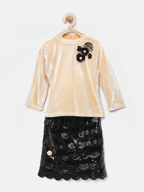 

Tiny Girl Beige & Black Sequinned Clothing Set