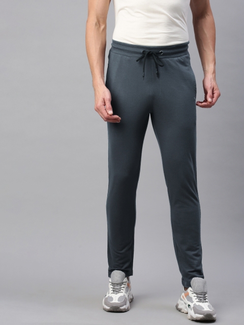 

abof Men Charcoal Grey Solid Regular Fit Track Pants