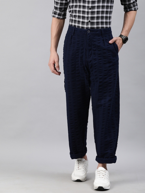 

Levis Men Navy Blue Loose Fit Pleated Regular Trousers