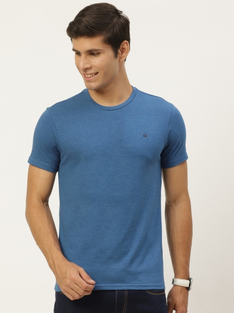 

United Colors of Benetton Men Blue Solid T-shirt