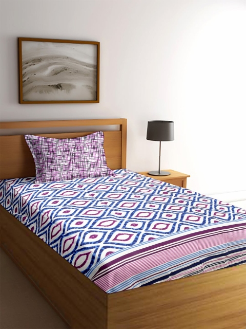 

Cortina Blue & White Geometric 144 TC Cotton 1 Single Bedsheet with 1 Pillow Covers