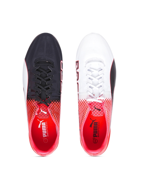 

Puma Men Black & White Blast Football Shoes