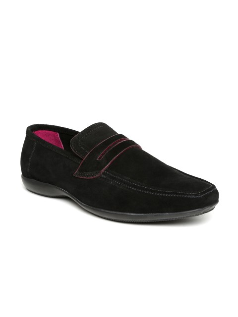 

Numero Uno Men Black Solid Loafers