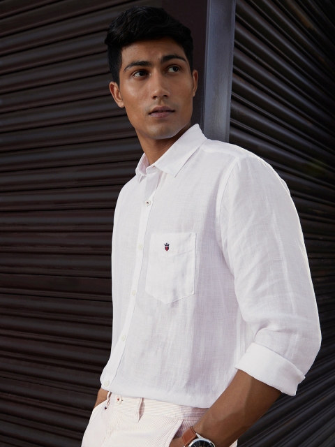 

Louis Philippe Sport Men WhiteSolid Slim Fit Casual Shirt, White