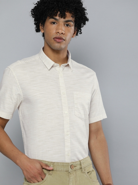 

Indian Terrain Men Beige & White Slim Fit Self Design Casual Shirt