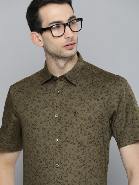 

Indian Terrain Men Olive Green Slim Fit Floral Printed Pure Organic Cotton Casual Shirt