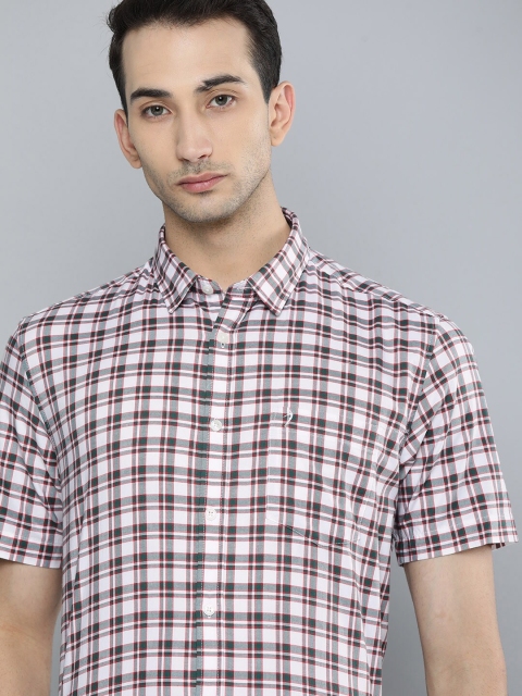 

Indian Terrain Men Red & White Slim Fit Checked Formal Shirt