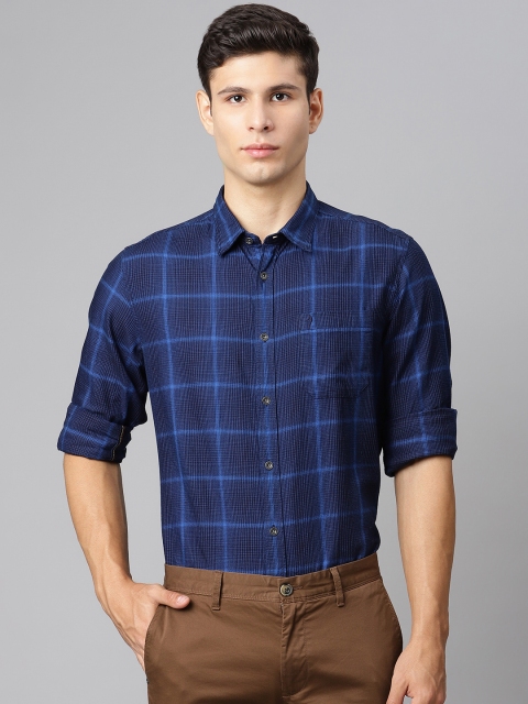 

Indian Terrain Men Blue Slim Fit Checked Cotton Casual Shirt