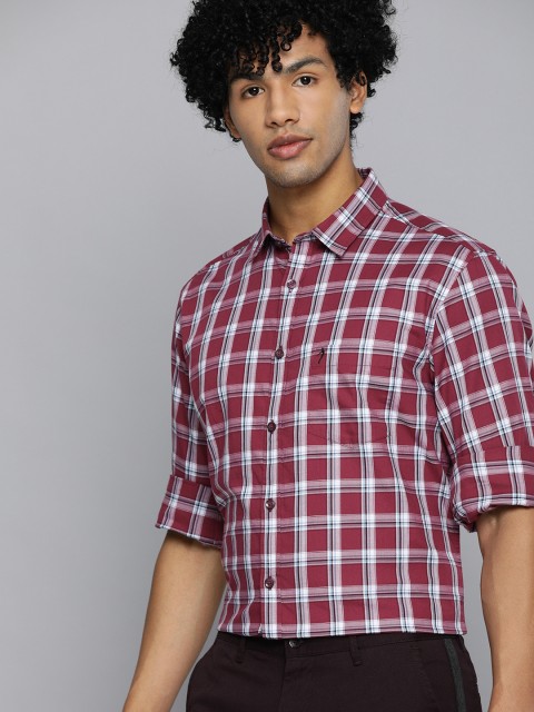 

Indian Terrain Men Maroon Slim Fit Checked Smart Casual Shirt