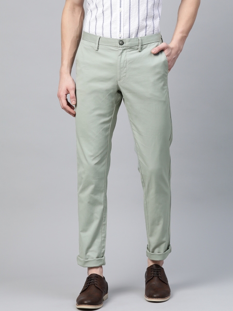 

Indian Terrain Men Green Solid Slim Fit Regular Trousers