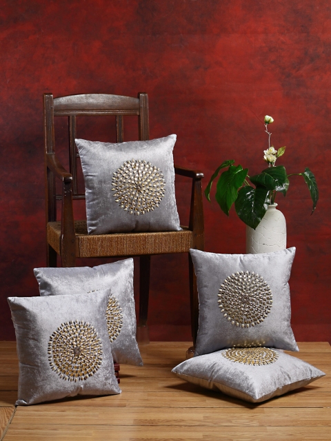 

DREAM WEAVERZ Silver-Toned & Gold-Toned Set of 5 Embellished Square Cushion Covers
