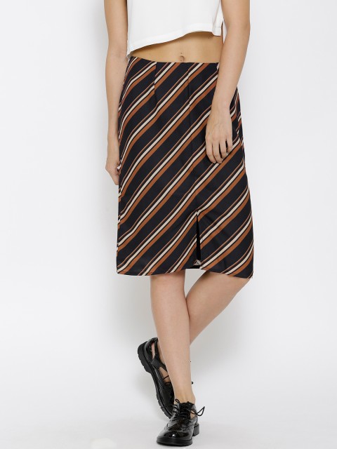 

Vero Moda Black Striped Pencil Skirt