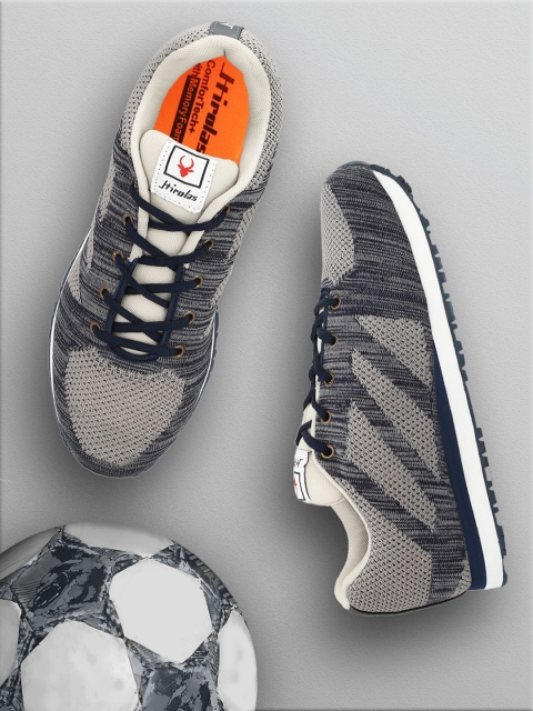 

HIROLAS Men Grey Mesh Running Shoes