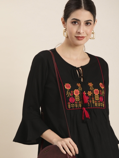 

all about you Black Floral Flared Sleeves Embroidered Kurti