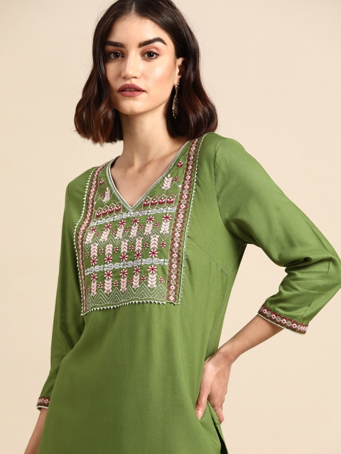 

all about you Women Green Embroidered Gotta Patti Kurta with Trousers