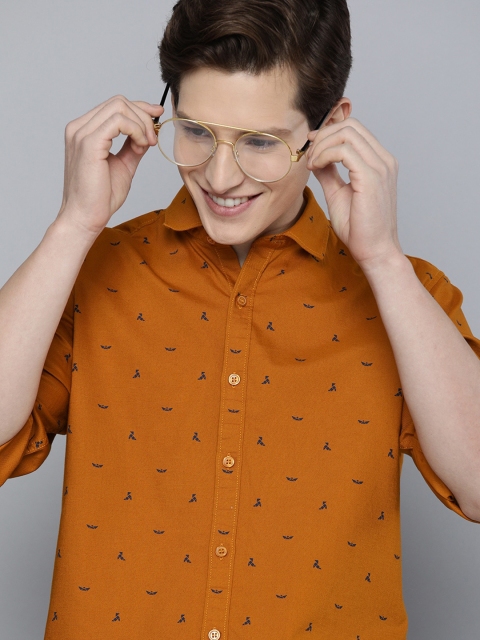 

Mast & Harbour Men Orange & Navy Blue Slim Fit Printed Casual Shirt