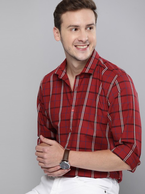 

Mast & Harbour Men Red Checked Casual Shirt