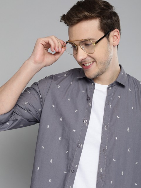 

Mast & Harbour Men Grey & White Printed Casual Shirt