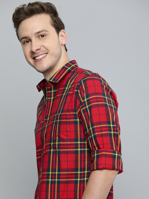 

Mast & Harbour Men Red & Yellow Slim Fit Checked Cutaway Collar Pure Cotton Casual Shirt