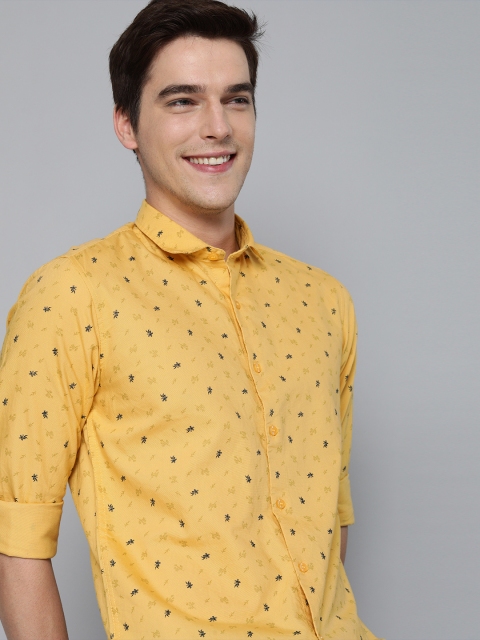 

Mast & Harbour Men Mustard Yellow Floral Printed Pure Cotton Casual Shirt