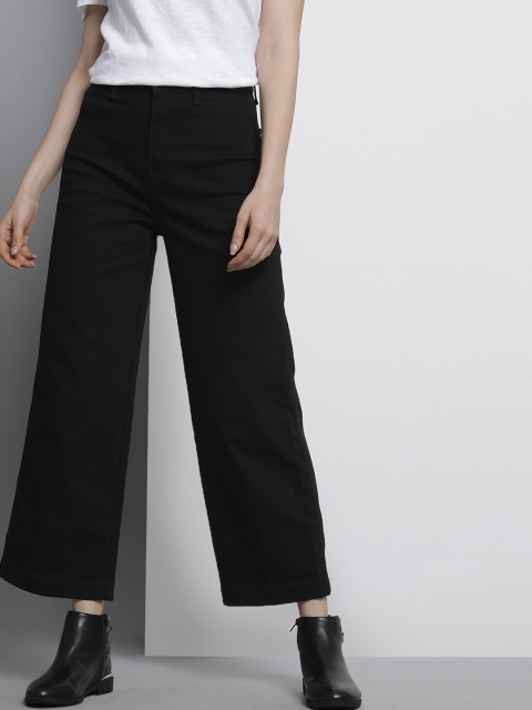 

Tommy Hilfiger Women Black Flared Bell Bottom High-Rise Stretchable Cropped Jeans