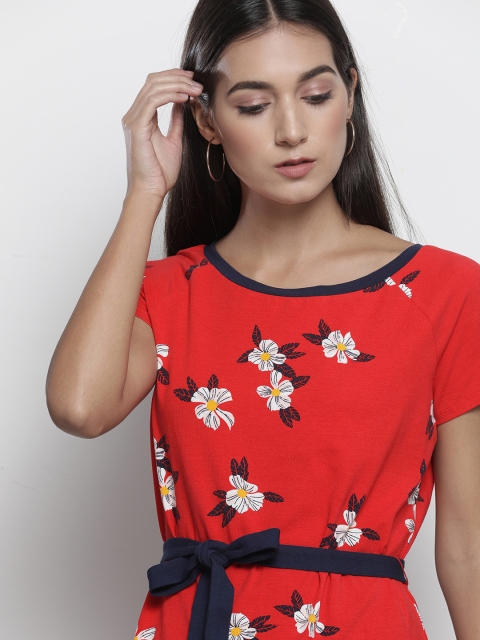 

Tommy Hilfiger Red & White Floral Dress