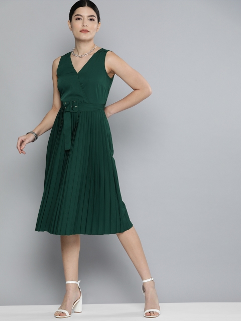 

Chemistry Green Pleated Fit N Flare V-Neck Dress