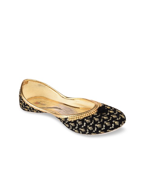 

DESI COLOUR Girls Black Ethnic Mojaris Flats